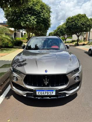MASERATI LEVANTE 2017