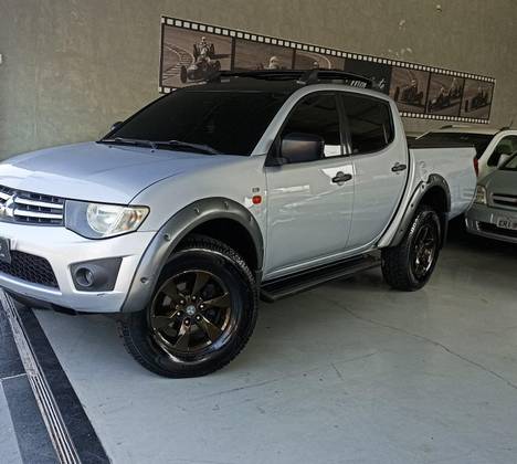 MITSUBISHI L200 TRITON 2013