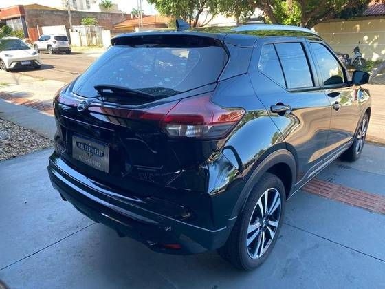 NISSAN KICKS 2022