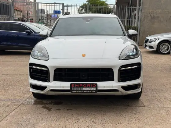PORSCHE CAYENNE 2023