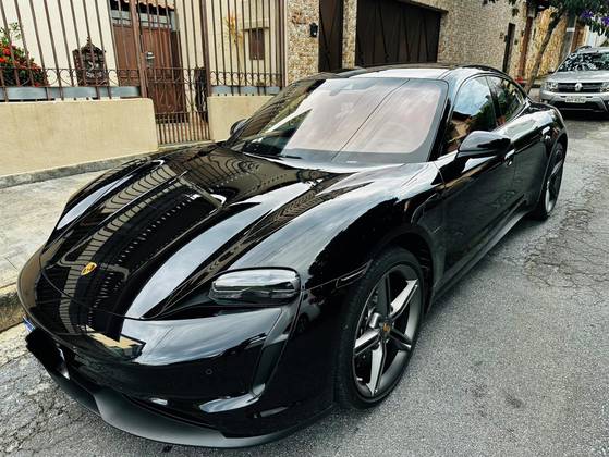 PORSCHE TAYCAN 2022