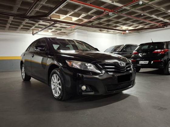 TOYOTA CAMRY 2010