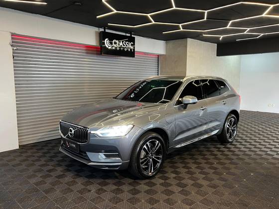 VOLVO XC60 2021