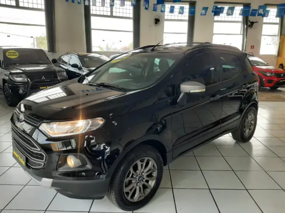 FORD ECOSPORT 2015