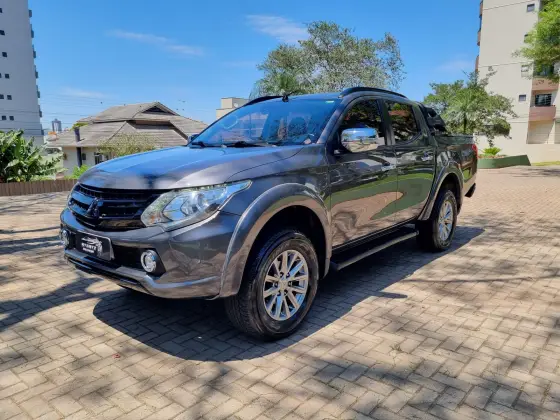MITSUBISHI L200 TRITON 2020