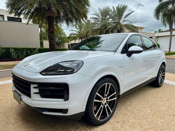 PORSCHE CAYENNE 2024