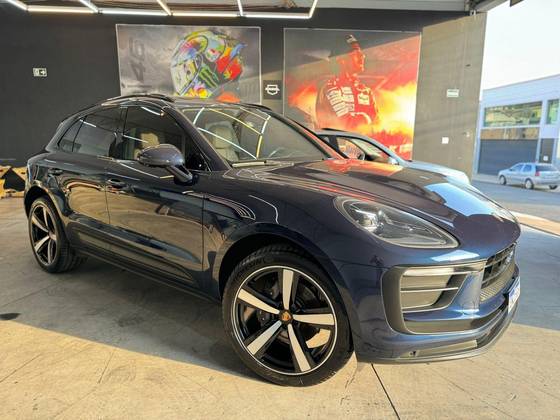 PORSCHE MACAN 2022