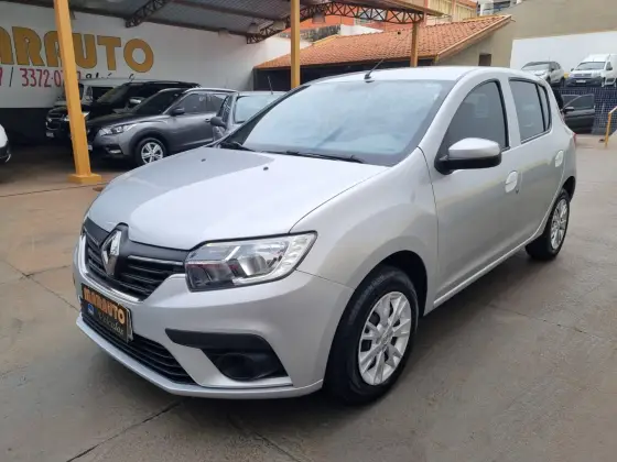 RENAULT SANDERO 2022