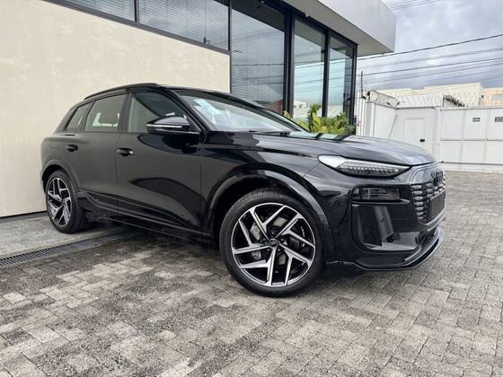 AUDI Q6 E-TRON 2025