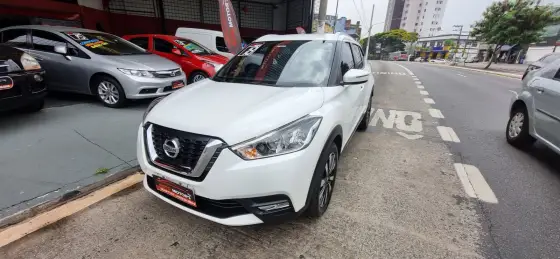 NISSAN KICKS 2018