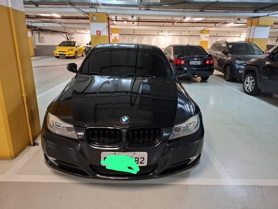BMW 325i 2011