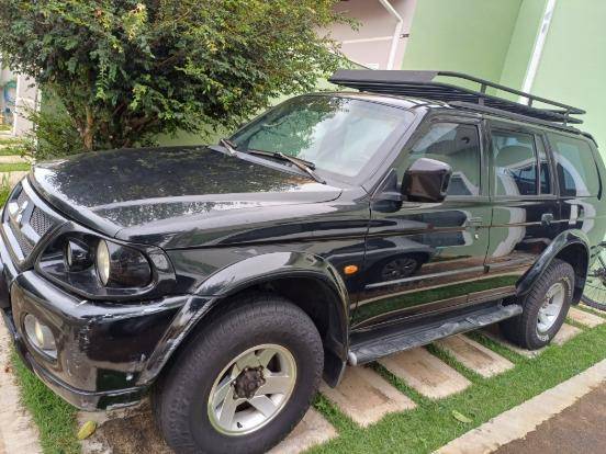 MITSUBISHI PAJERO 2004