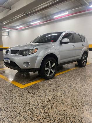 MITSUBISHI OUTLANDER 2008
