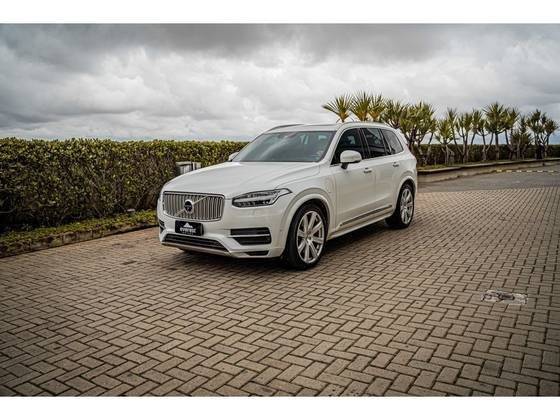 VOLVO XC90 2019