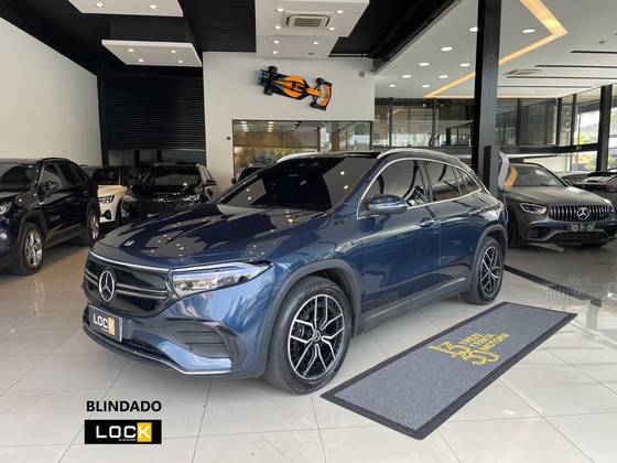 MERCEDES-BENZ EQA 250 2023