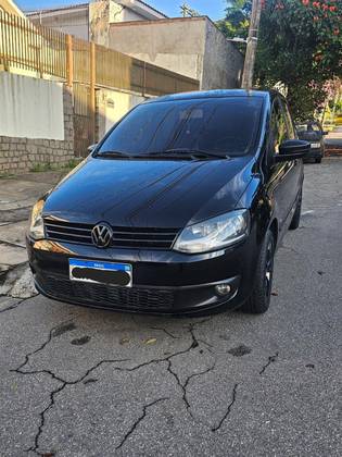 VOLKSWAGEN FOX 2010