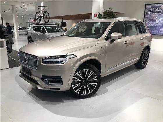 VOLVO XC90 2025