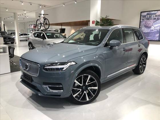 VOLVO XC90 2025