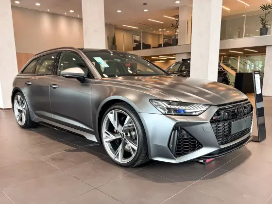 AUDI RS6 2024