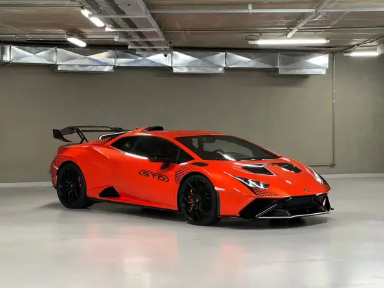 LAMBORGHINI HURACÁN 2023