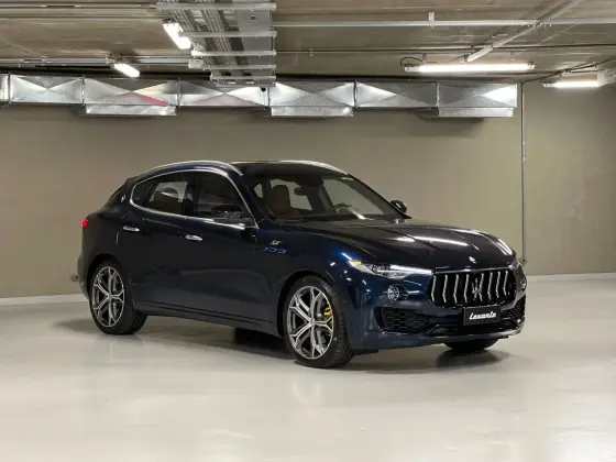 MASERATI LEVANTE 2023