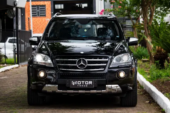 MERCEDES-BENZ ML 63 AMG 2010