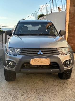 MITSUBISHI PAJERO 2018