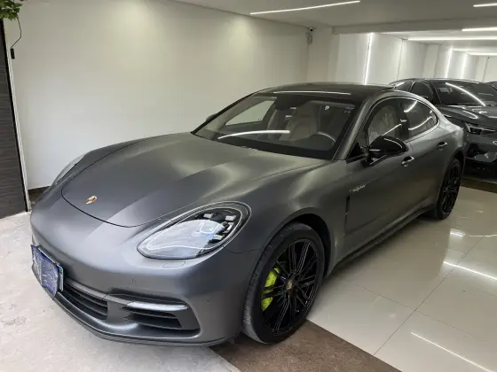 PORSCHE PANAMERA 2020