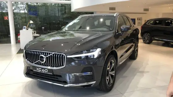 VOLVO XC60 2024