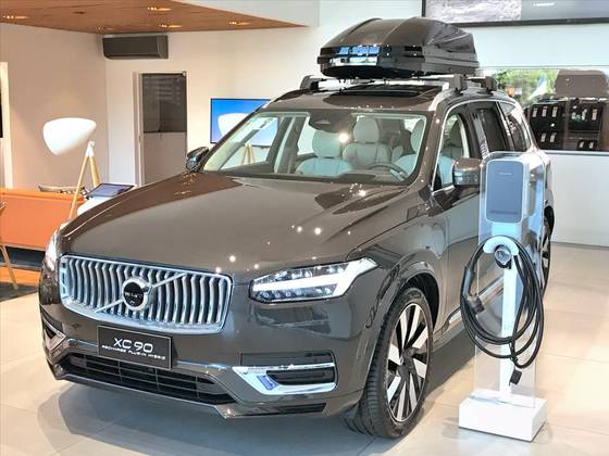 VOLVO XC90 2024