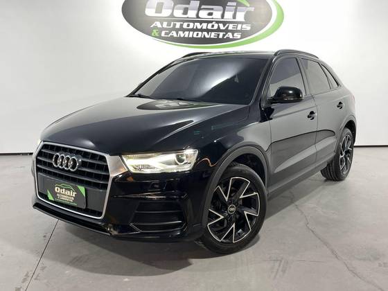 AUDI Q3 2017