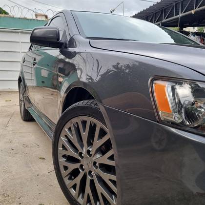 MITSUBISHI LANCER 2015