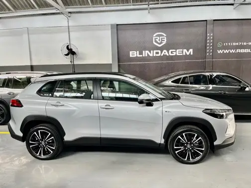 TOYOTA COROLLA CROSS 2025