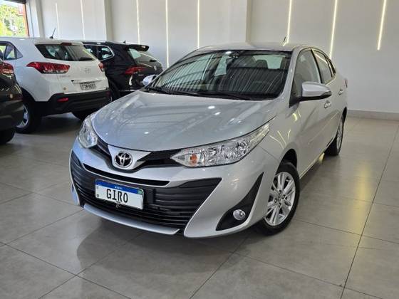 TOYOTA YARIS 2019