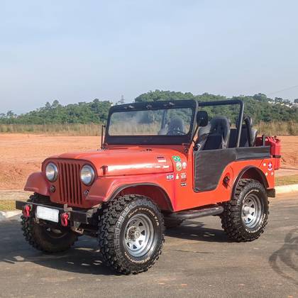 WILLYS JEEP 1957