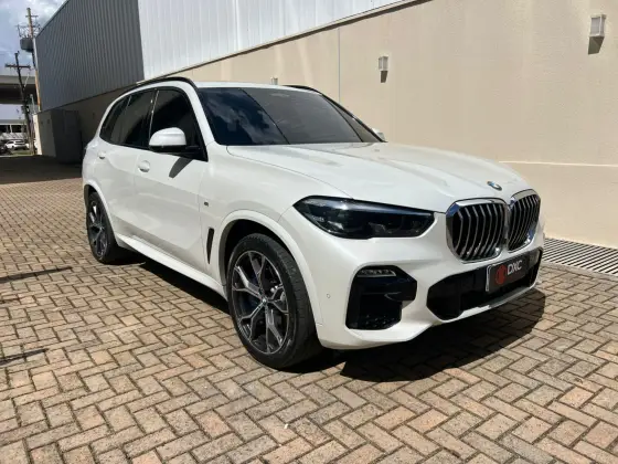 BMW X5 2021