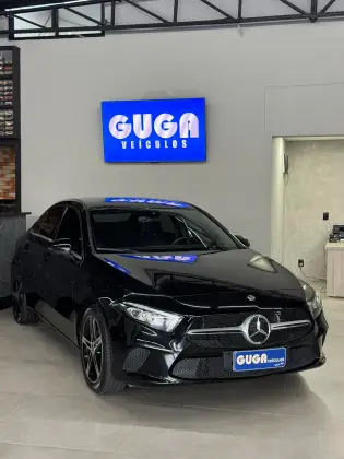 MERCEDES-BENZ A 200 2019