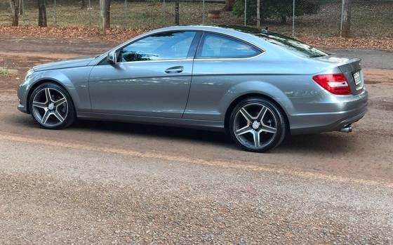 MERCEDES-BENZ C 180 2012