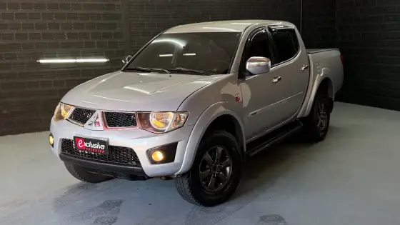 MITSUBISHI L200 TRITON 2012