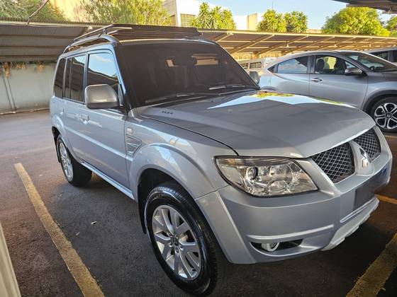 MITSUBISHI PAJERO TR4 2012