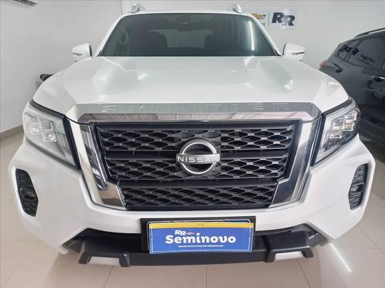 NISSAN FRONTIER 2024