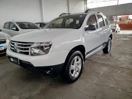 RENAULT DUSTER 2015