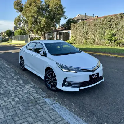 TOYOTA COROLLA 2018