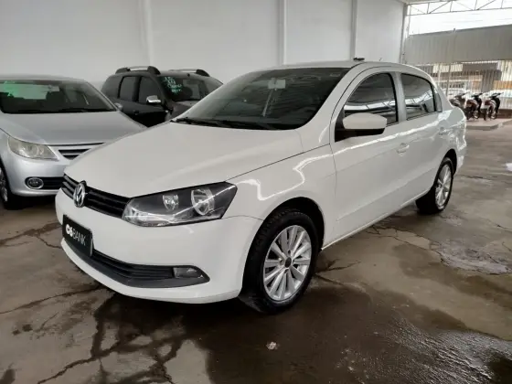 VOLKSWAGEN VOYAGE 2014