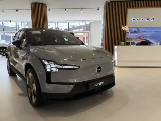 VOLVO EX30 2024
