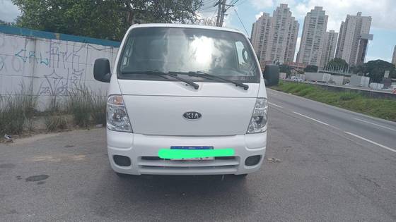 KIA BONGO 2012