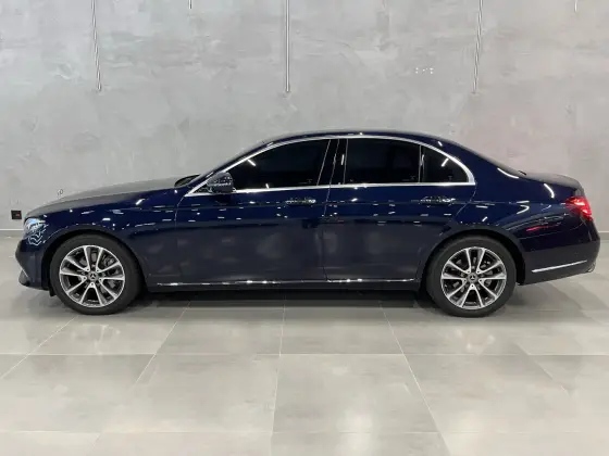 MERCEDES-BENZ E 250 2019
