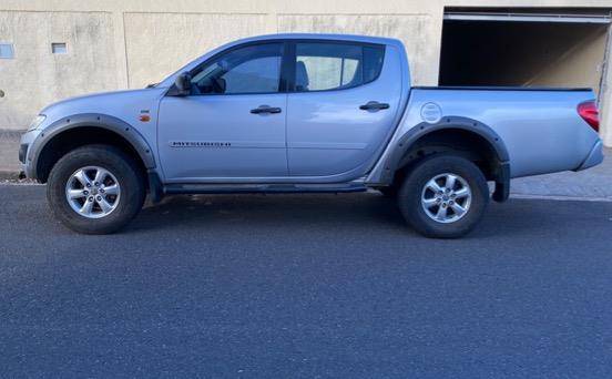 MITSUBISHI L200 TRITON 2013