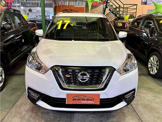 NISSAN KICKS 2017