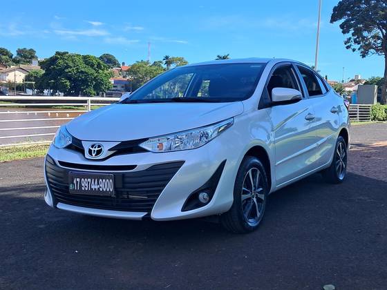 TOYOTA YARIS 2021